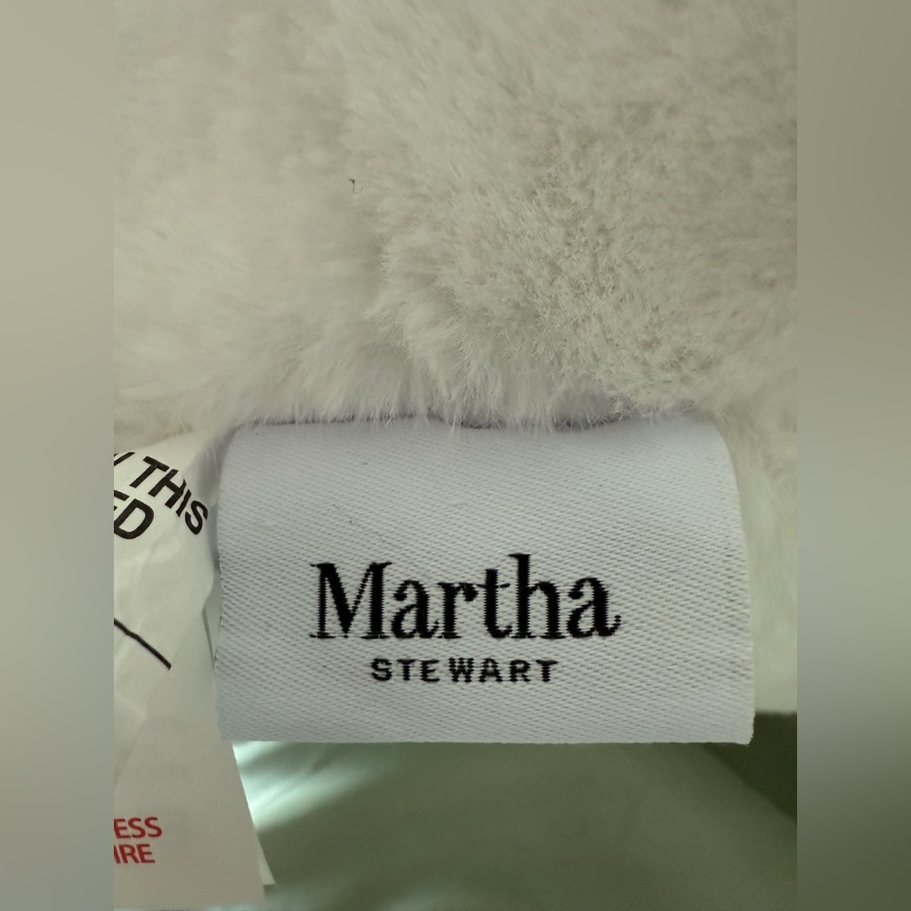 Martha Stewart Faux Fur Decorative Ghost Pink Bow Pillow🎀 - Picture 4 of 5
